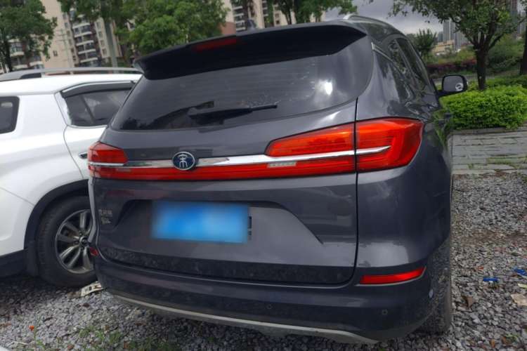 Used BYD Song 2020 Classic Edition 1.5T Automatic Elite Model Exterior 4
