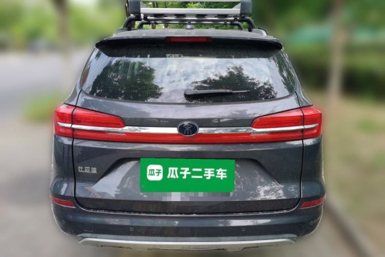 Used BYD Song 2020 Classic Edition 1.5T Manual Luxury Model Exterior 4