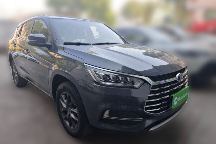 Used BYD Song 2020 Classic Edition 1.5T Automatic Elite Model Front Right 45 Deg