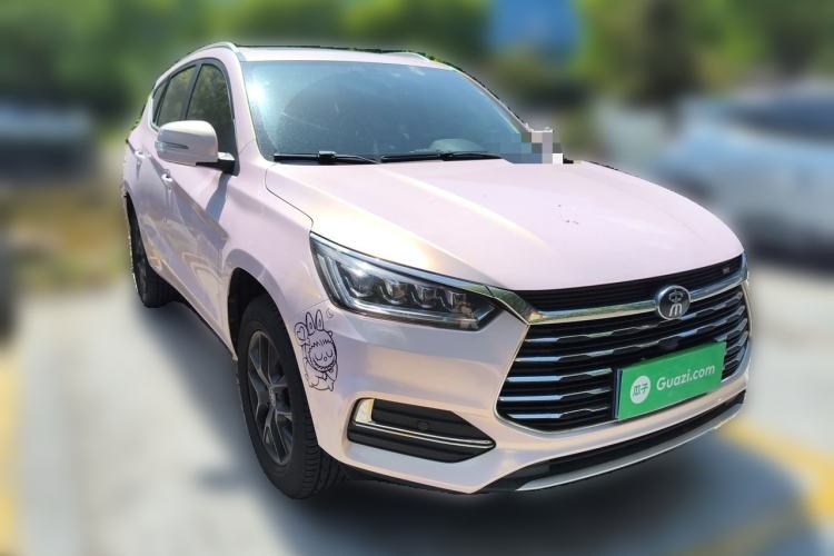 Used BYD Song 2020 Classic Edition 1.5T Automatic Elite Model Front Right 45 Deg