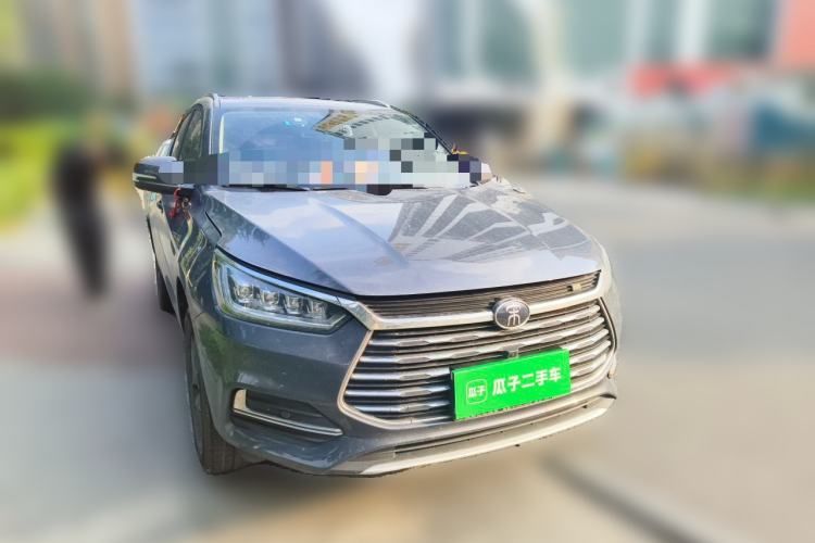 Used BYD Song 2020 Classic Edition 1.5T Manual Luxury Model Front Right 45 Deg