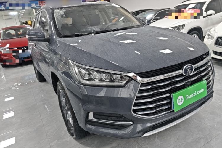 Used BYD Song 2020 Classic Edition 1.5T Automatic Elite Model Front Right 45 Deg