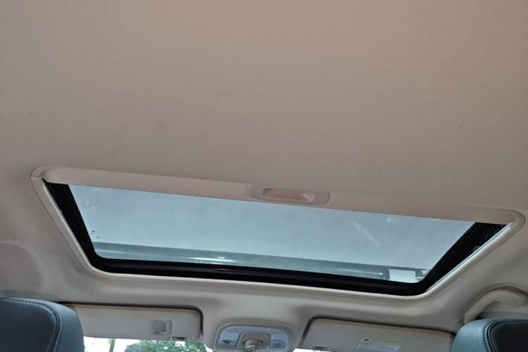 Used BYD Song 2020 Classic Edition 1.5T Automatic Elite Model Headliner