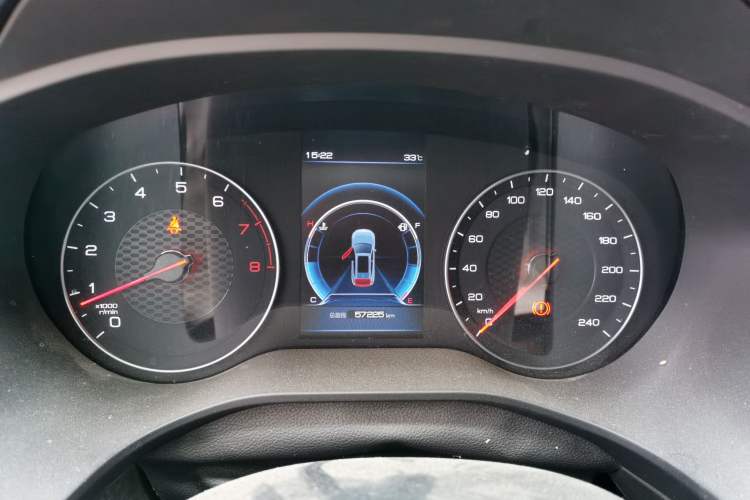 Used BYD Song 2020 Classic Edition 1.5T Manual Luxury Model Instrument Cluster