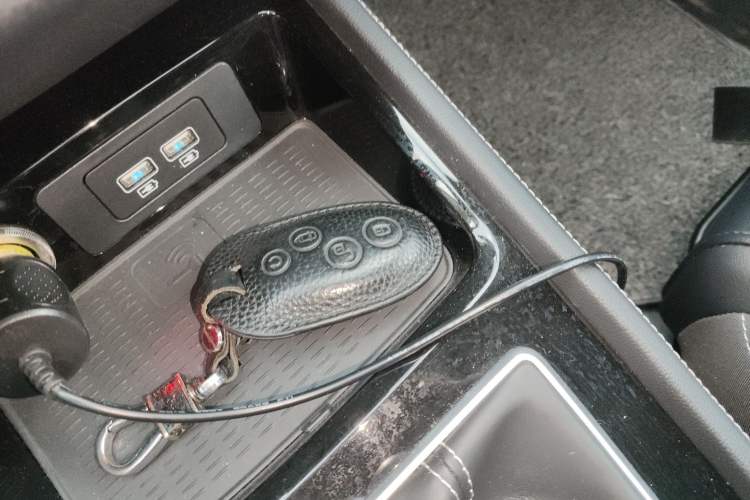 Used BYD Song 2020 Classic Edition 1.5T Automatic Elite Model Interior 1
