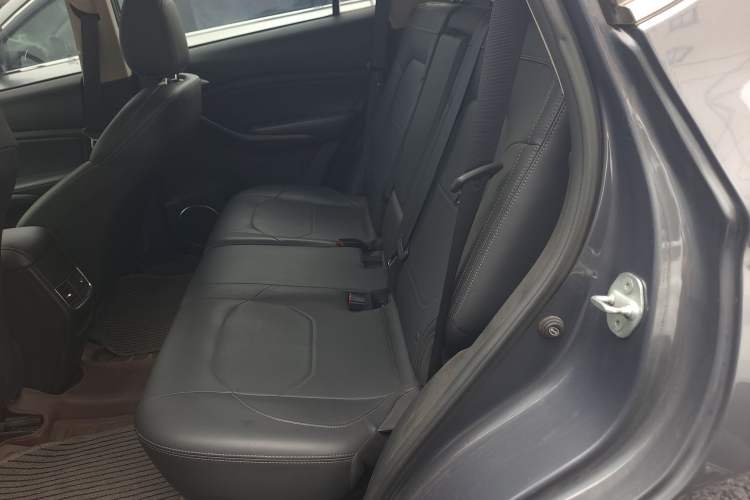 Used BYD Song 2020 Classic Edition 1.5T Automatic Elite Model Interior 1