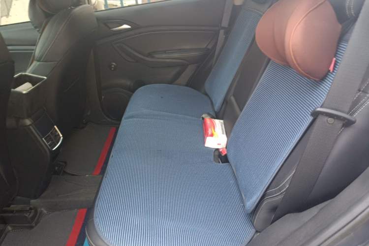 Used BYD Song 2020 Classic Edition 1.5T Automatic Elite Model Left Rear Seat