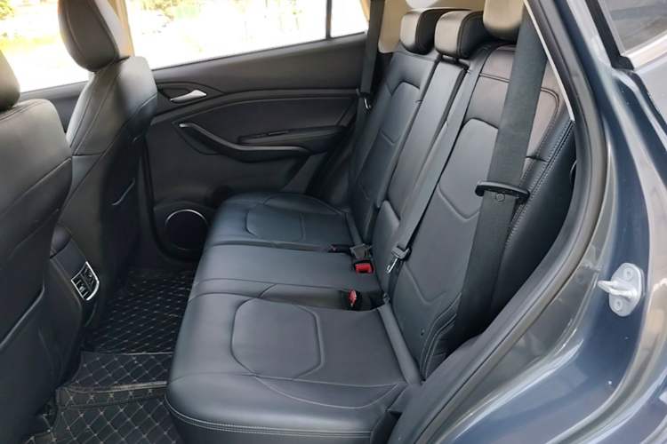 Used BYD Song 2020 Classic Edition 1.5T Automatic Elite Model Left Rear Seat