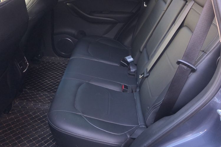 Used BYD Song 2020 Classic Edition 1.5T Automatic Elite Model Left Rear Seat