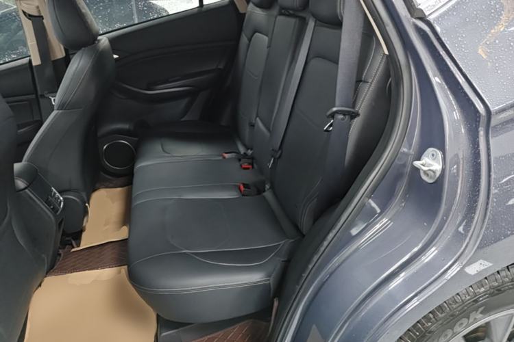 Used BYD Song 2020 Classic Edition 1.5T Automatic Elite Model Left Rear Seat