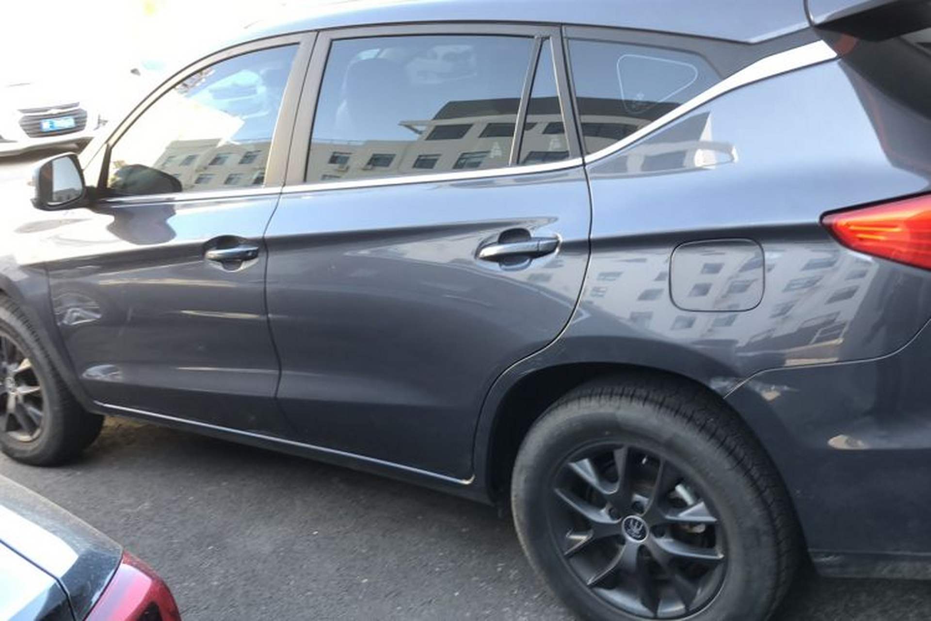 Used BYD Song 2020 Classic Edition 1.5T Automatic Elite Model Left Side
