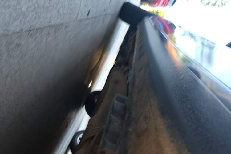 Used BYD Song 2020 Classic Edition 1.5T Automatic Elite Model Left Side Sill