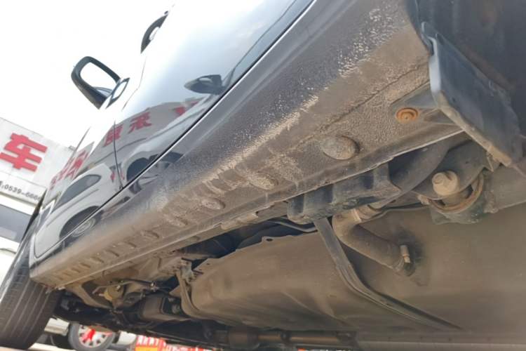 Used BYD Song 2020 Classic Edition 1.5T Automatic Elite Model Left Side Sill