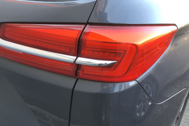 Used BYD Song 2020 Classic Edition 1.5T Automatic Elite Model Right Rear Taillight