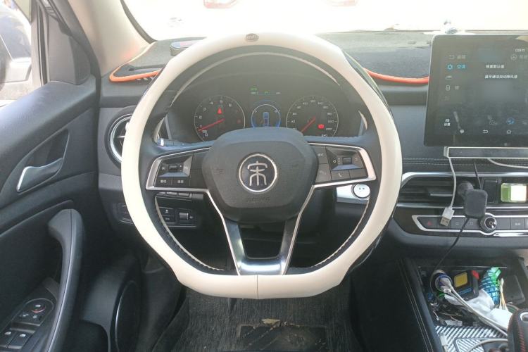 Used BYD Song 2020 Classic Edition 1.5T Automatic Elite Model Steering Wheel