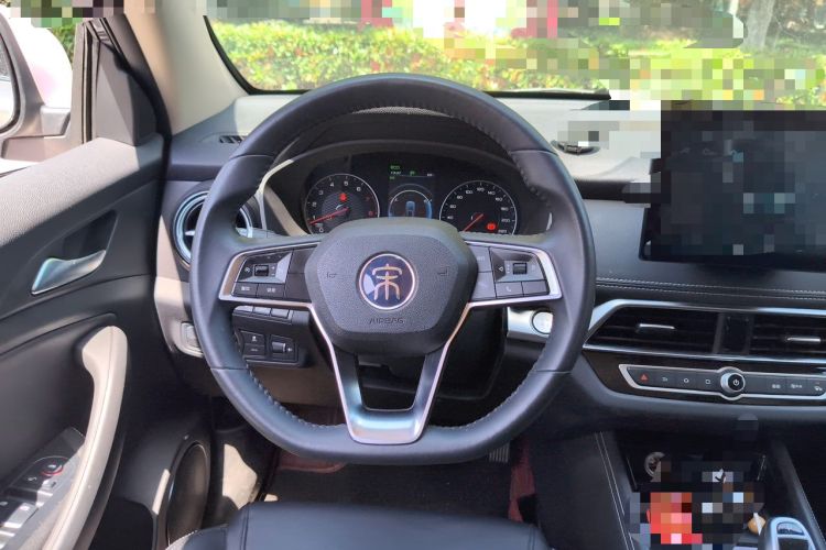 Used BYD Song 2020 Classic Edition 1.5T Automatic Elite Model Steering Wheel