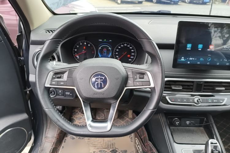 Used BYD Song 2020 Classic Edition 1.5T Automatic Elite Model Steering Wheel