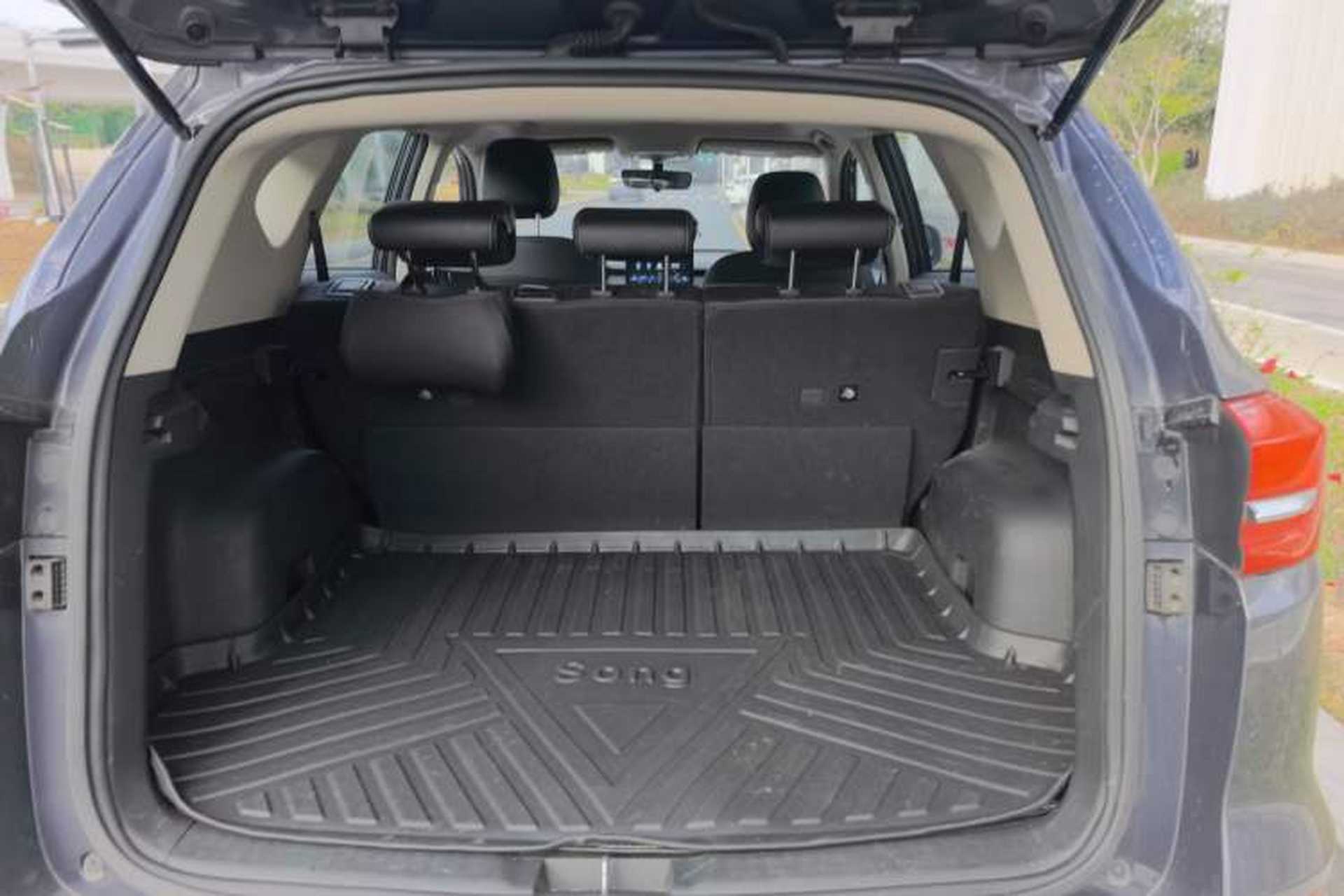 Used BYD Song 2020 Classic Edition 1.5T Automatic Elite Model Trunk