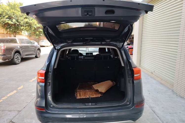 Used BYD Song 2020 Classic Edition 1.5T Automatic Elite Model Trunk