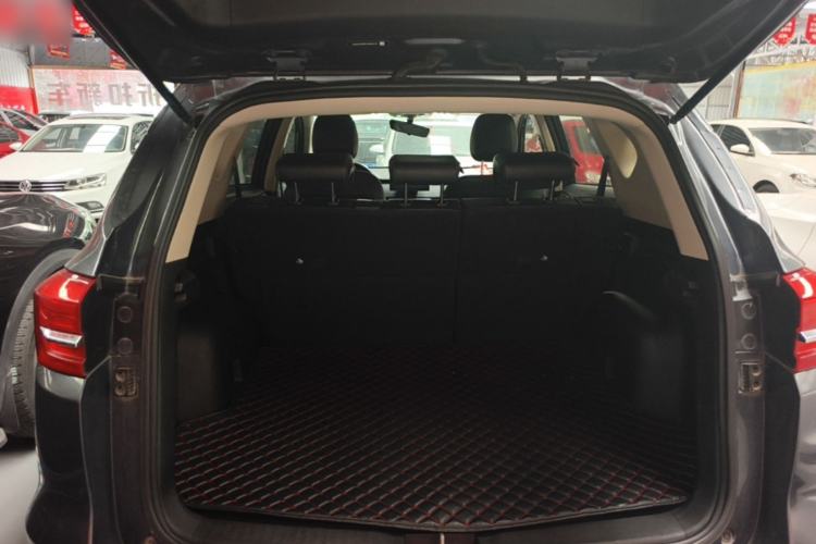 Used BYD Song 2020 Classic Edition 1.5T Automatic Elite Model Trunk