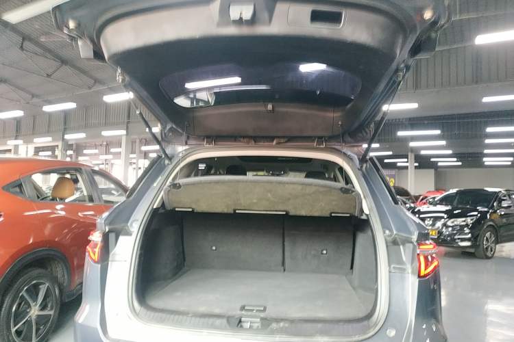 Used BYD Song 2020 Classic Edition 1.5T Automatic Elite Model Trunk