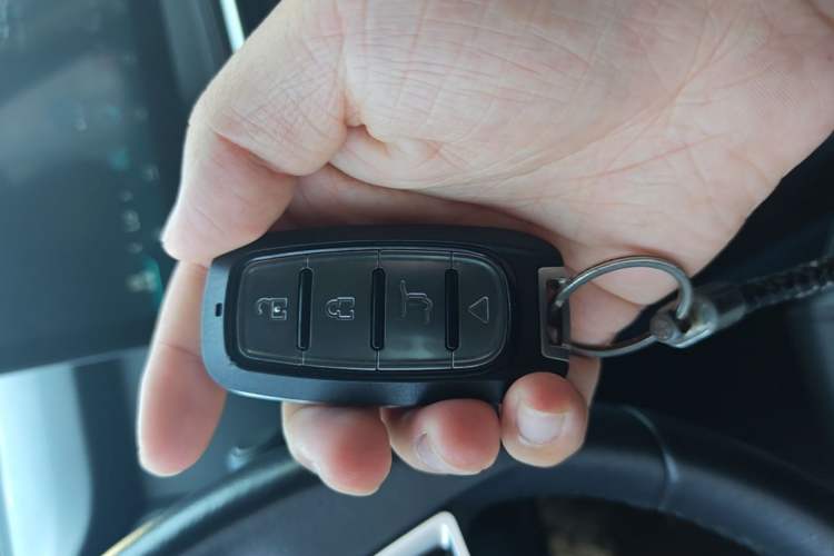 Used BYD Song 2020 Classic Edition 1.5T Automatic Elite Model Vehicle Key