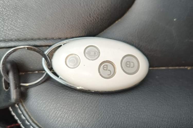 Used BYD Song 2020 Classic Edition 1.5T Automatic Elite Model Vehicle Key