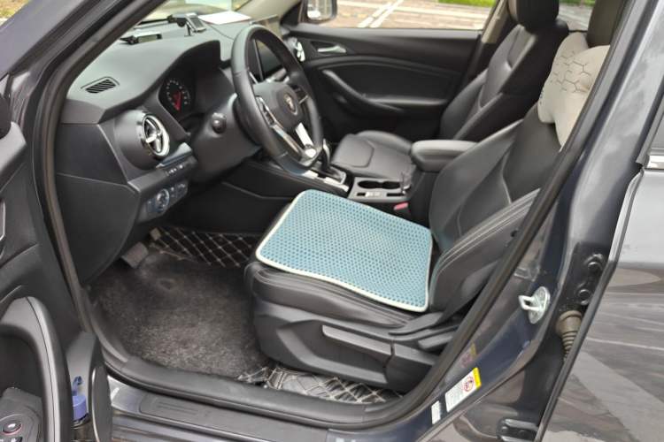 Used BYD Song 2020 Classic Edition 1.5T Automatic Elite Model Driver Seat
