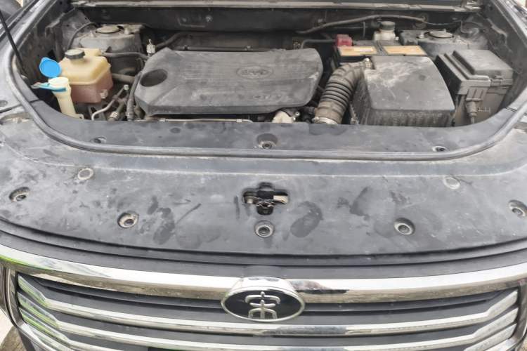 Used BYD Song 2020 Classic Edition 1.5T Automatic Elite Model Engine Bay