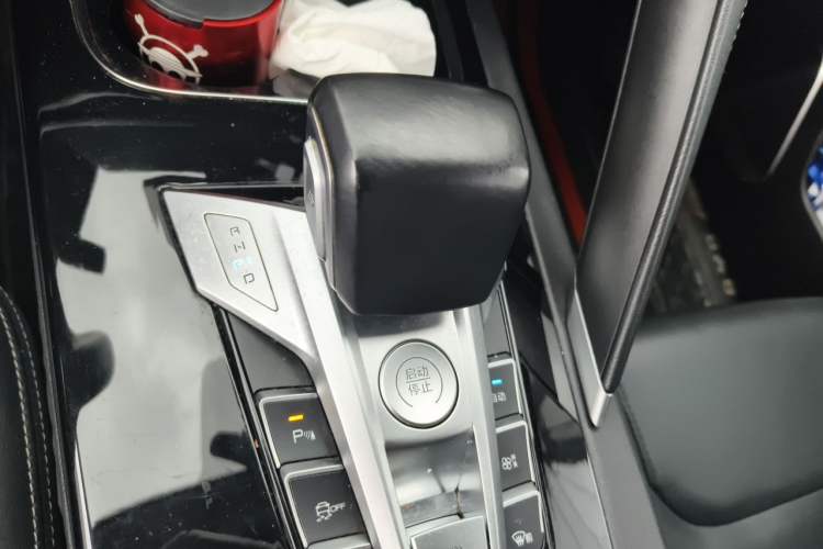 Used BYD Song 2020 Classic Edition 1.5T Automatic Elite Model Gear Lever