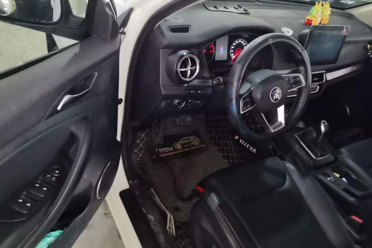 Used BYD Song 2020 Classic Edition 1.5T Automatic Elite Model Driver Seat