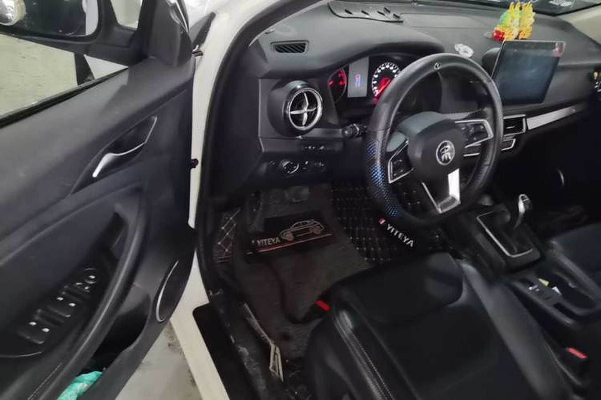 Used BYD Song 2020 Classic Edition 1.5T Automatic Elite Model Driver Seat