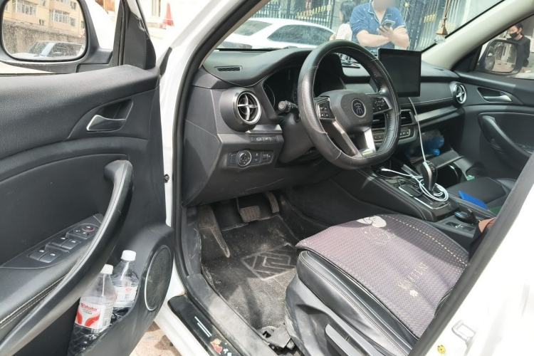 Used BYD Song 2020 Classic Edition 1.5T Automatic Elite Model Driver Seat