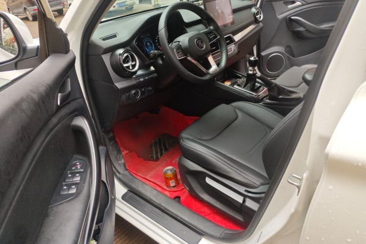 Used BYD Song 2020 Classic Edition 1.5T Manual Luxury Model Driver Seat