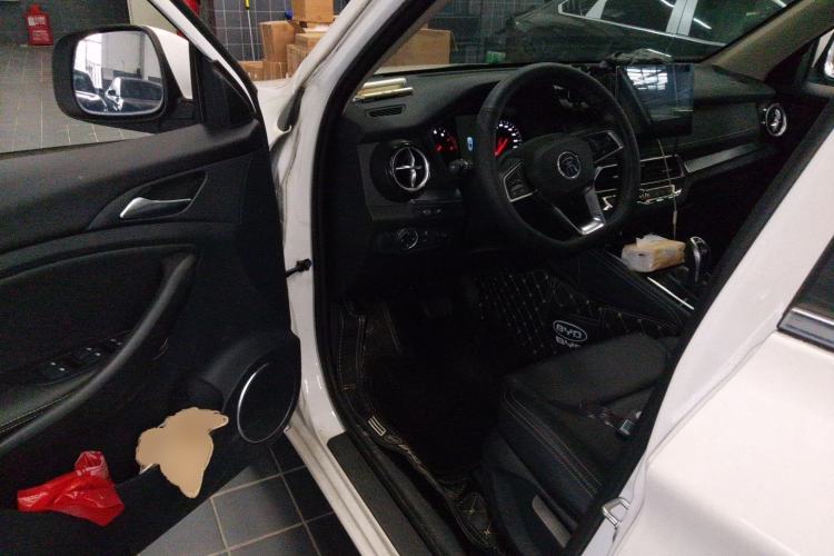 Used BYD Song 2020 Classic Edition 1.5T Automatic Elite Model Driver Seat