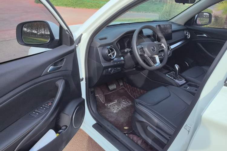 Used BYD Song 2020 Classic Edition 1.5T Automatic Elite Model Driver Seat