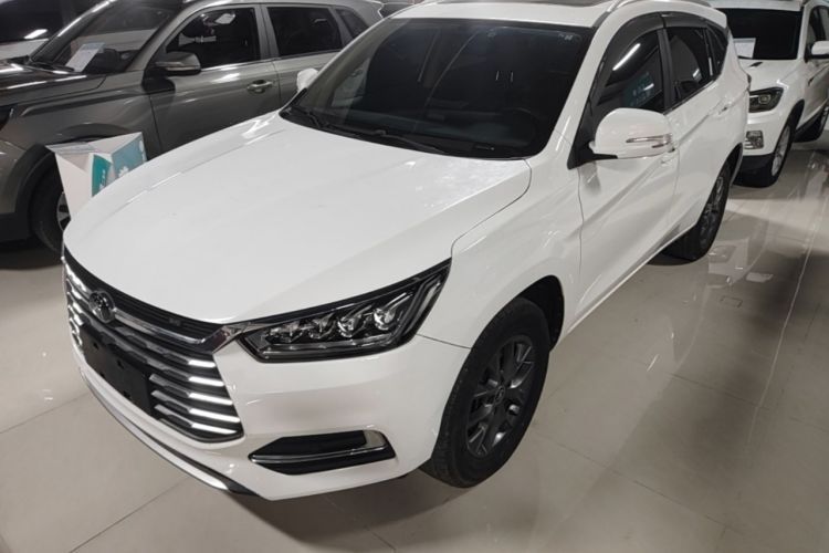 Used BYD Song 2020 Classic Edition 1.5T Manual Luxury Model Guazi used car, China used car export, Used car for sale, Used BYD cars, Cheapest cars for sale