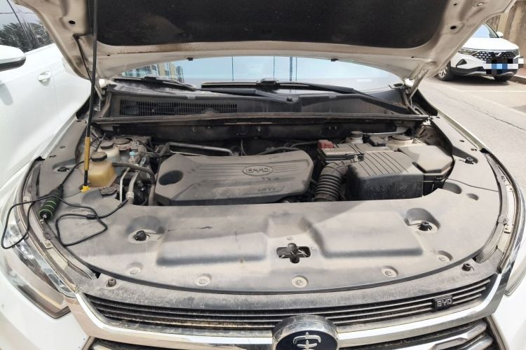 Used BYD Song 2020 Classic Edition 1.5T Automatic Elite Model Engine Bay