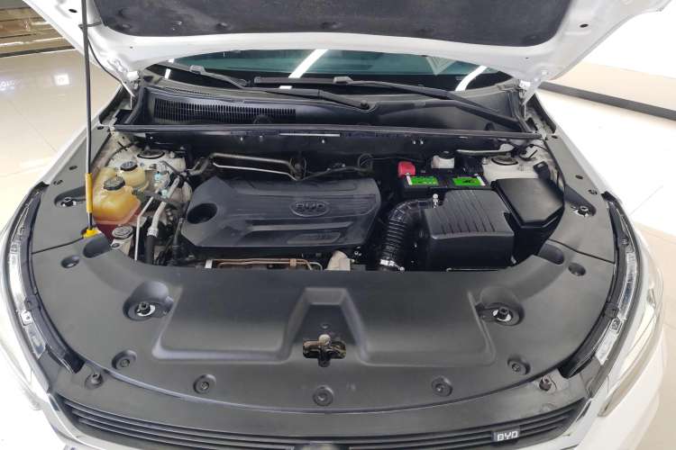 Used BYD Song 2020 Classic Edition 1.5T Automatic Elite Model Engine Bay