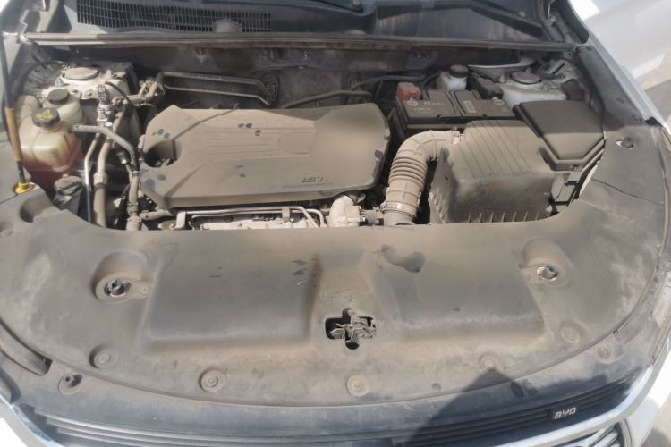Used BYD Song 2020 Classic Edition 1.5T Manual Luxury Model Engine Bay