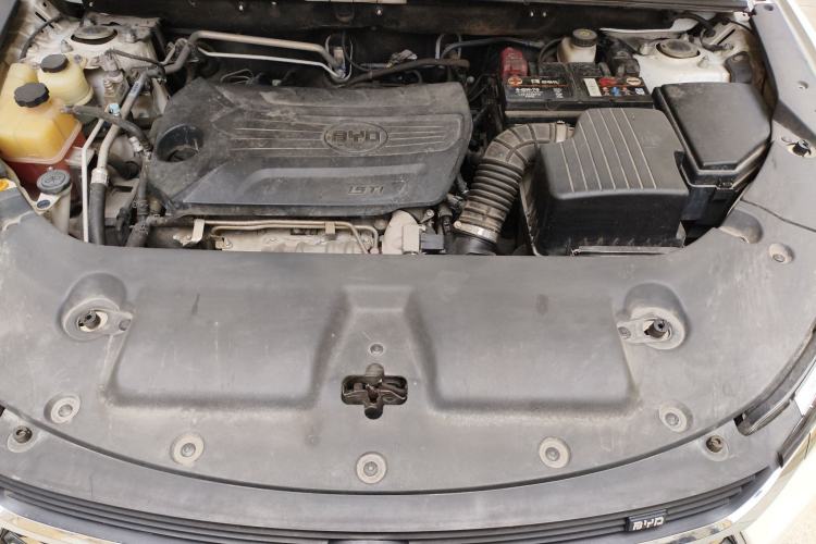 Used BYD Song 2020 Classic Edition 1.5T Automatic Elite Model Engine Bay