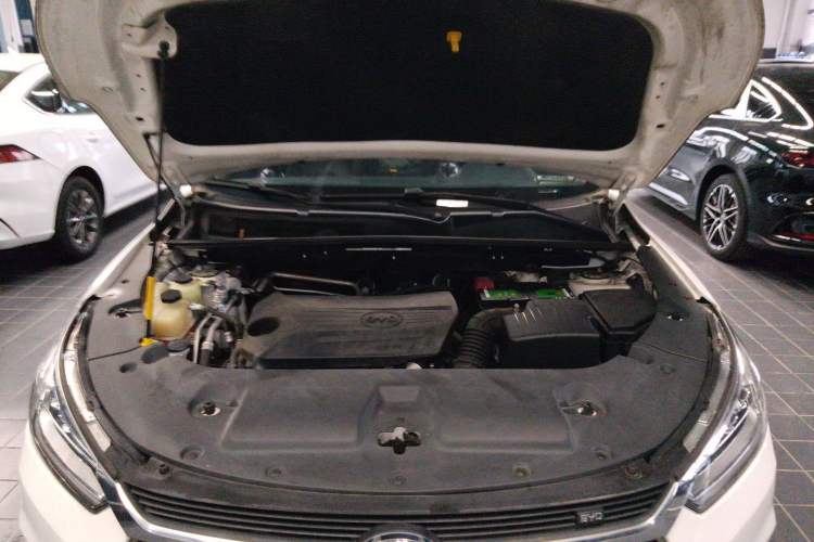 Used BYD Song 2020 Classic Edition 1.5T Automatic Elite Model Engine Bay