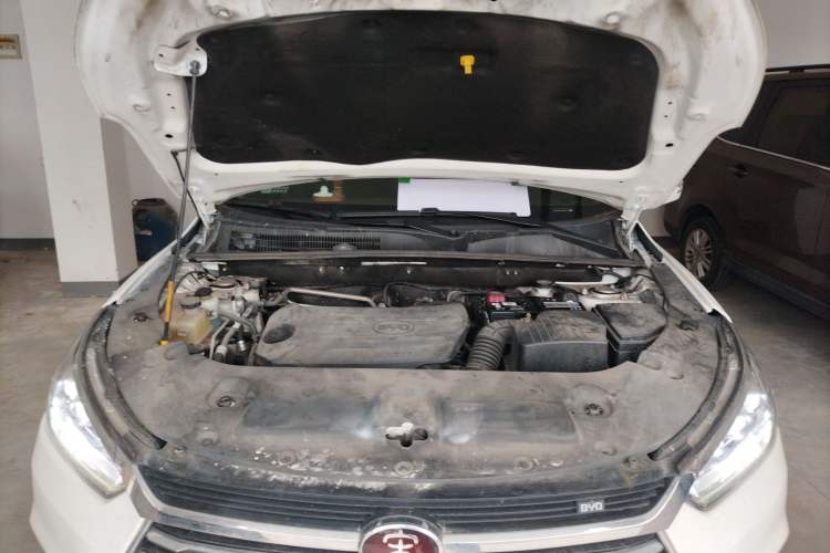 Used BYD Song 2020 Classic Edition 1.5T Automatic Elite Model Engine Bay