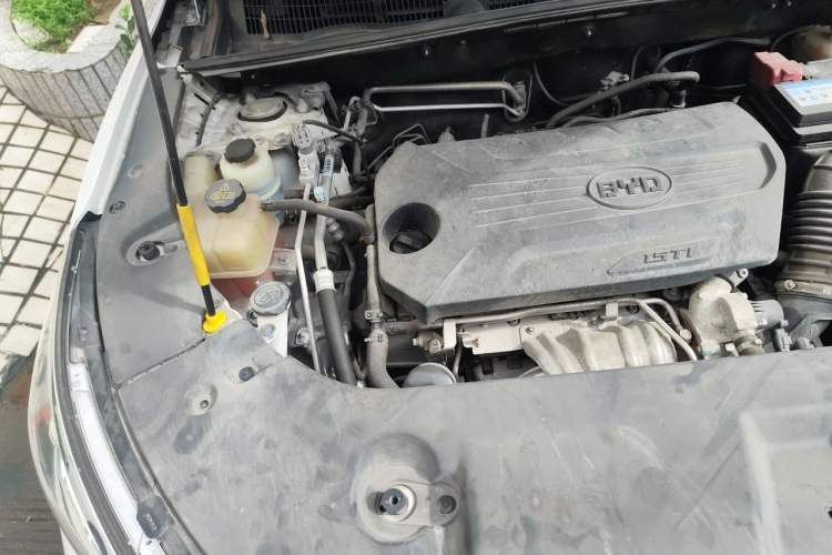 Used BYD Song 2020 Classic Edition 1.5T Automatic Elite Model Engine Bay Right