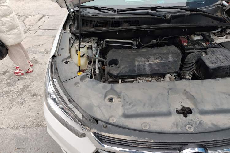 Used BYD Song 2020 Classic Edition 1.5T Automatic Elite Model Engine Bay Right