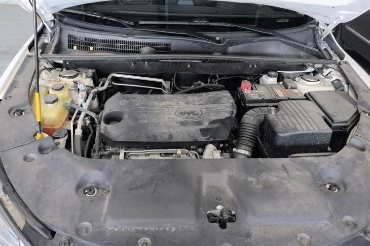 Used BYD Song 2020 Classic Edition 1.5T Automatic Elite Model Engine Bay