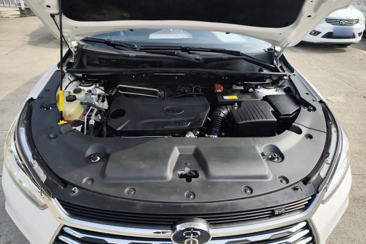 Used BYD Song 2020 Classic Edition 1.5T Automatic Elite Model Engine Bay
