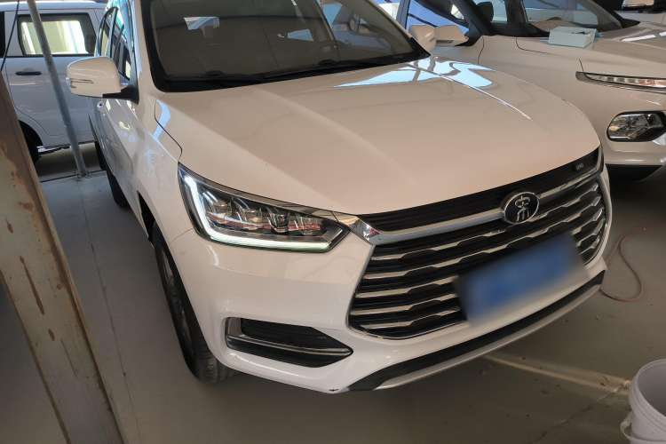 Used BYD Song 2020 Classic Edition 1.5T Automatic Elite Model Exterior 2