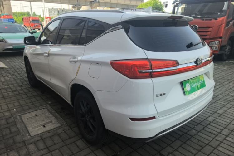 Used BYD Song 2020 Classic Edition 1.5T Automatic Elite Model Exterior 2
