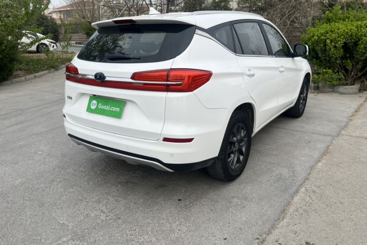 Used BYD Song 2020 Classic Edition 1.5T Automatic Elite Model Exterior 2